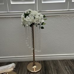 Flower Centerpiece Stand With Crystals 4 Pc Set