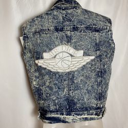 Air dior jean jacket cutt off rare acid wash nike jordan challenge court 