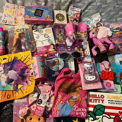 Girly Treasures 5 Bundle:Disney Princess,Minnie Mouse,Gabby Dollhouse,Hello Kitty Etc. Plus FREE GIFT