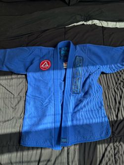 Gracie Barra Jiu-Jitsu Gi Starter Bundle – Barely Used with Reebok Gym Bag!