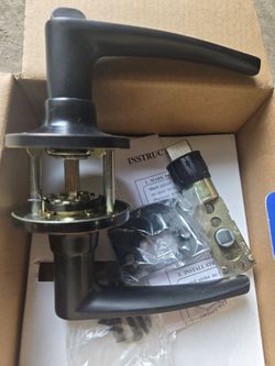 Black lever door knob