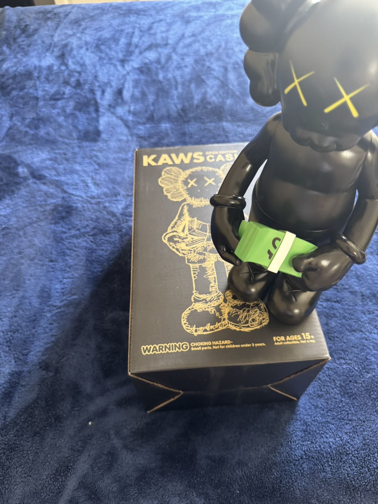 Kaws  Cash  Action Figure
