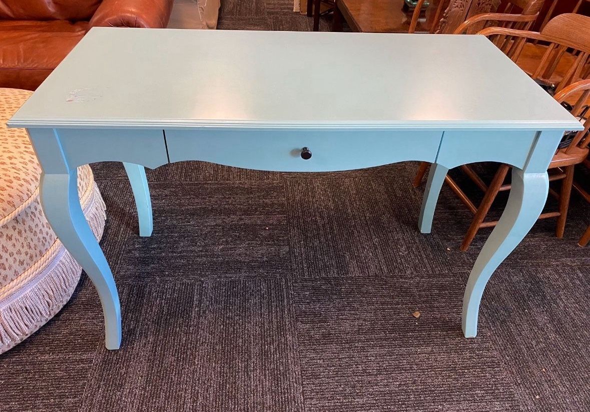 Pier One Table