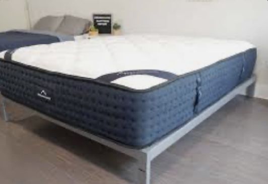 Queen Dreamcloud Mattress