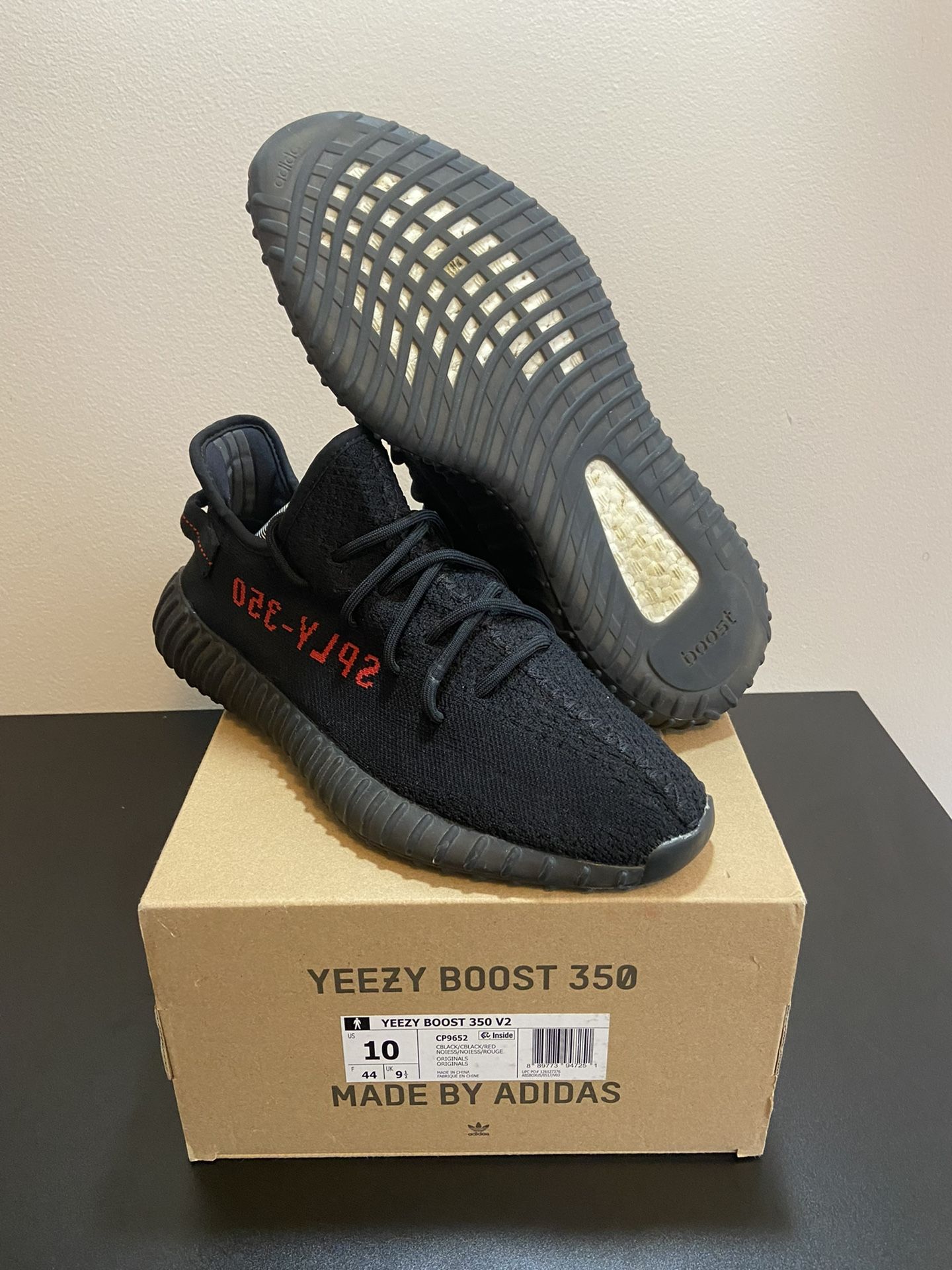 Bred Yeezy 350s Size 10