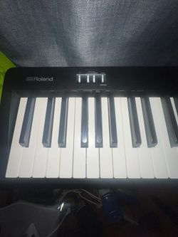 Roland electric piano