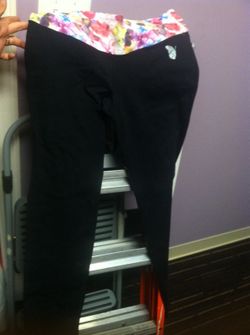 Yoga/athlete pants new