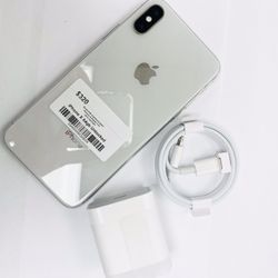 iPhone X (64gb) Unlocked with store warranty 