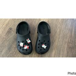 Size 13c, kids crocs