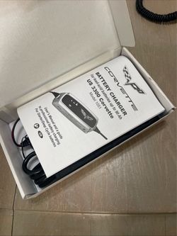 Brand New Corvette Battery Charger US 3300 Model 110v