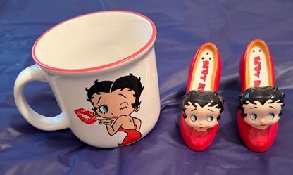 Betty Boop ceramic cup, and S&P shaker