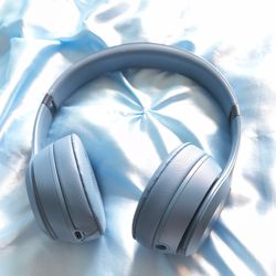 MUST GO BY SUNDAY - BEATS SOLO3 WIRELESS HEADPHONES