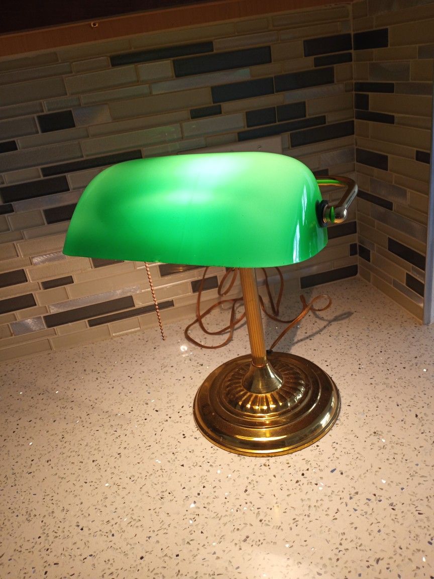 Vintage Bankers Lamp Working