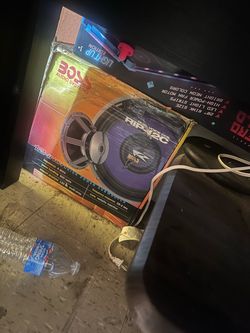 Boss.  12 inch high power subwoofer (900w)