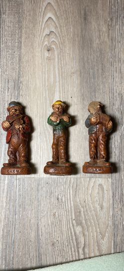 vintage 1940s "Hillbilly Band" figurines produced by Syroco