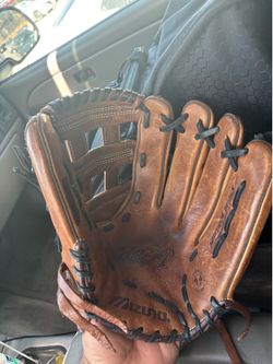 Mizuno Softball Glove 13.00 inch