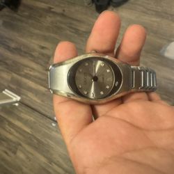 Gucci watch
