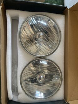 Jeep Wrangler headlights
