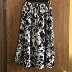 Skirt Sz Small Studio West Black/White