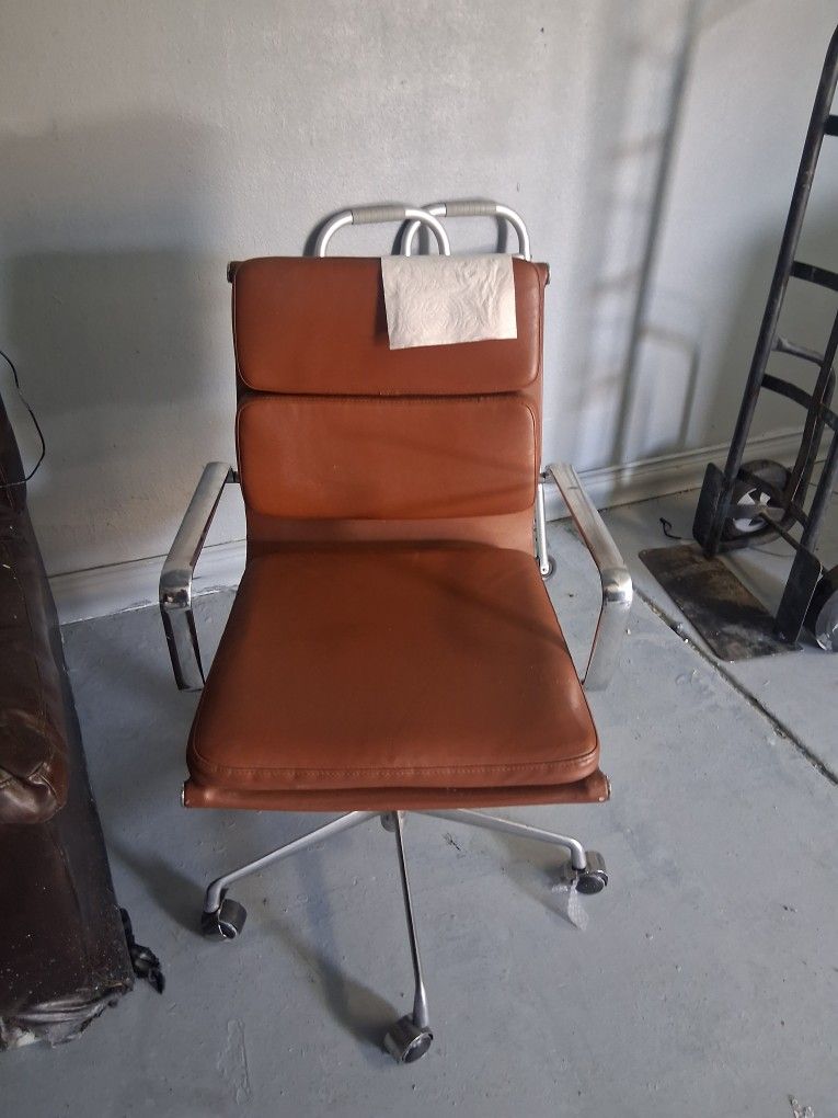Catania Office Chairs 2