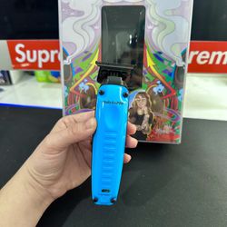 BaByliss PRO Limited Edition Lo-Pro FX Clipper FX825BI Blue Nicole Renae  •NEW in box  •Limited sold out influencer edition  •comes with everything   