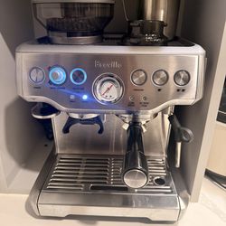 Breville Barista Express Espresso Machine