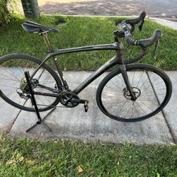 TREK Domane SL6 $1700