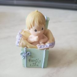 Precious Moments Mini figurine