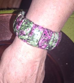 GENUINE LARGE RUBY IN FUCHSHITE CHUNKY BRACELET