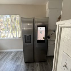 Samsung Refrigerator With Touch Screen 