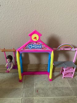 School Chelsea set with a doll
