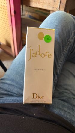 Jadore perfume
