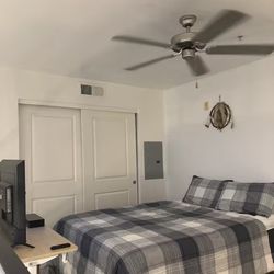 queen sized nectar mattress and bed frame 