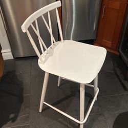 2 White Metal Bar Chairs 