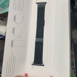 42 Milenesse Apple Watch Band