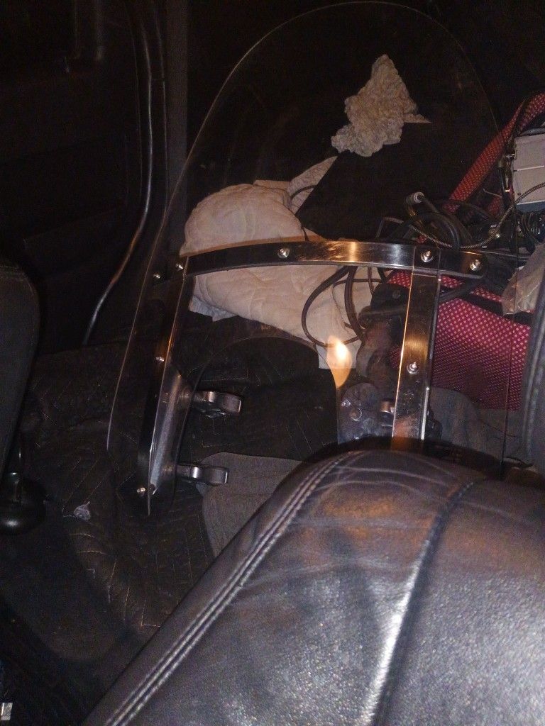 Harley Davidson Clip On Windshield