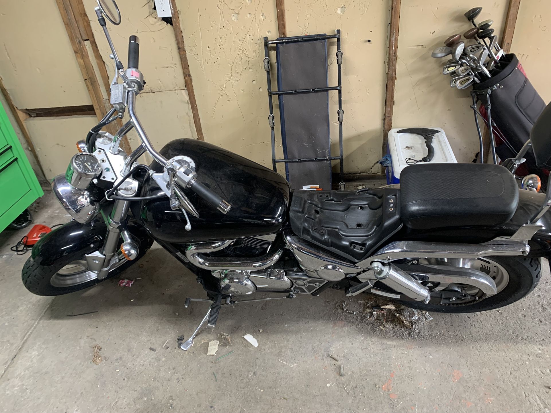 1999 Suzuki Marauder