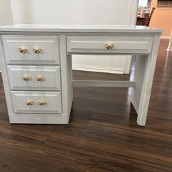 Vanity W/ Chair And Mirror 