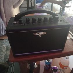 BOSS KATANA - MINI AMP.