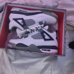 Jordan 4 Oil Green 