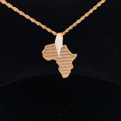 10k Gold África Map Pendant 