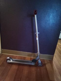Red Scooter RAZOR