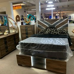 Modern/Farmouse LED Bedroom Set Rustic Contemporary Wood