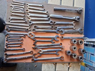 Vintage Crsftsman VV. SINGLE   V   WRENCHES