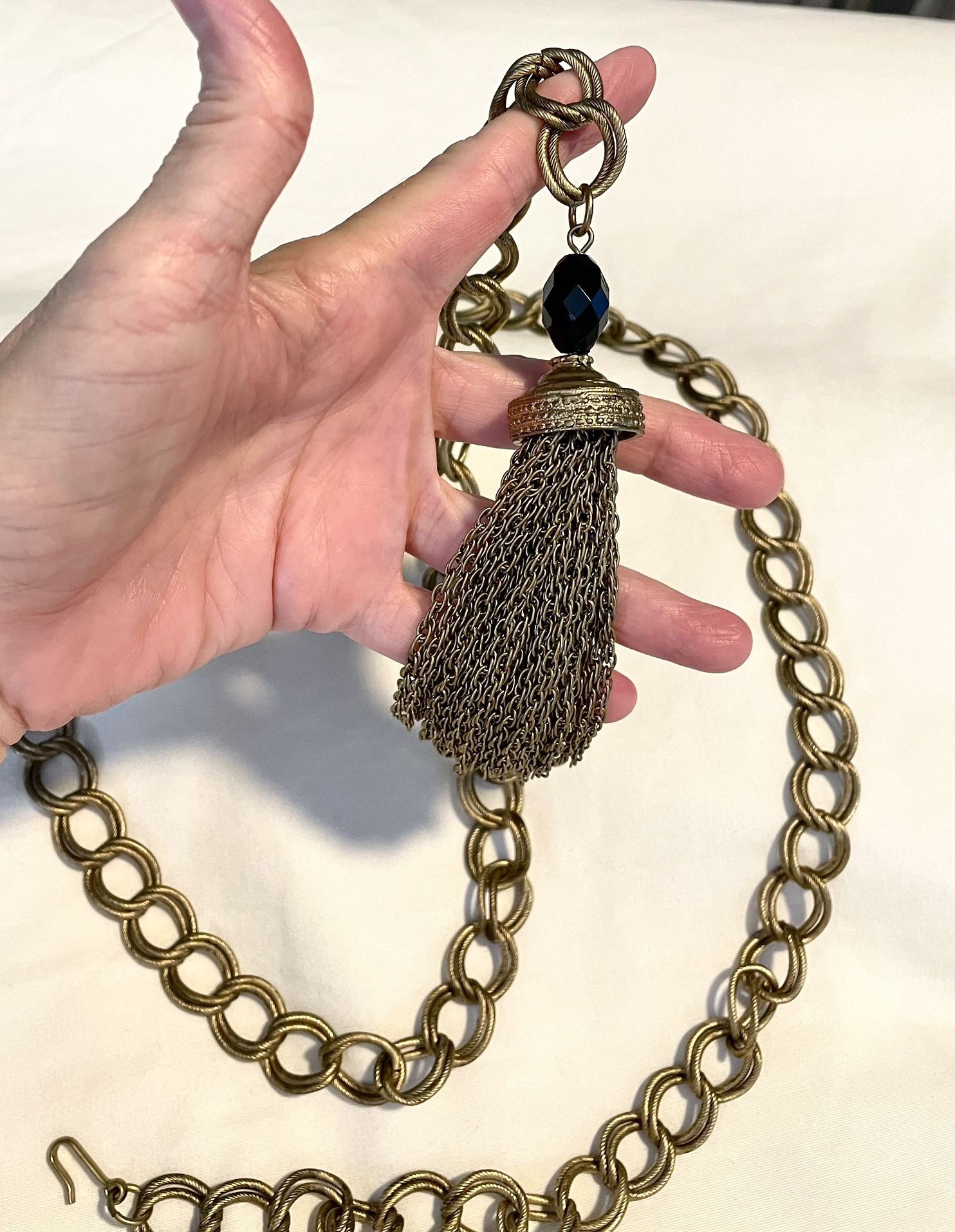 MID-CENTURY Chunky Tassel Charm on a Gold Tone Metal Chain Link Belt - 44” long