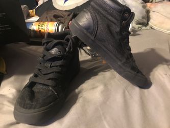 Levi’s Us size 2 kids