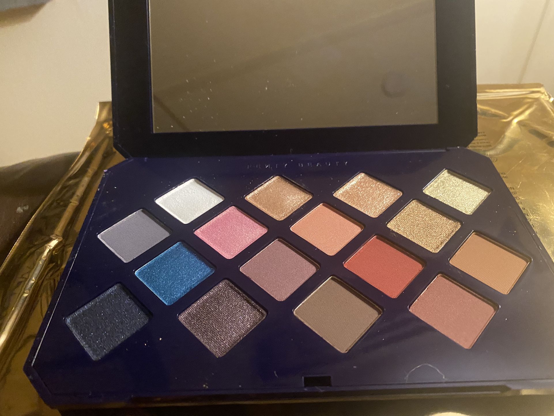 Fenty Pallet Brand New In Box 