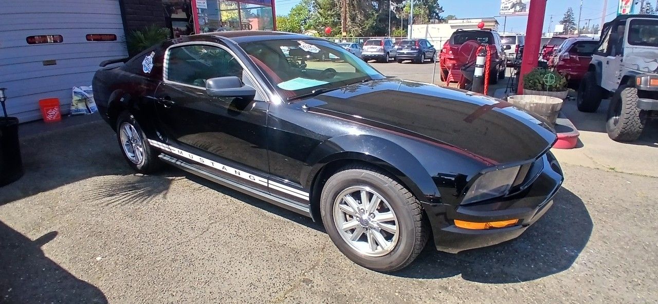 2004 Ford Mustang