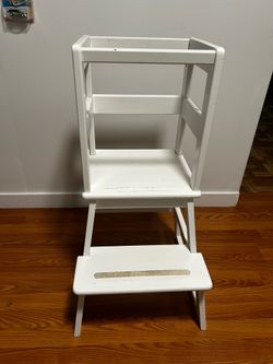 Learning Tower Kitchen Helper