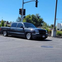 05 Chevy Silverado 